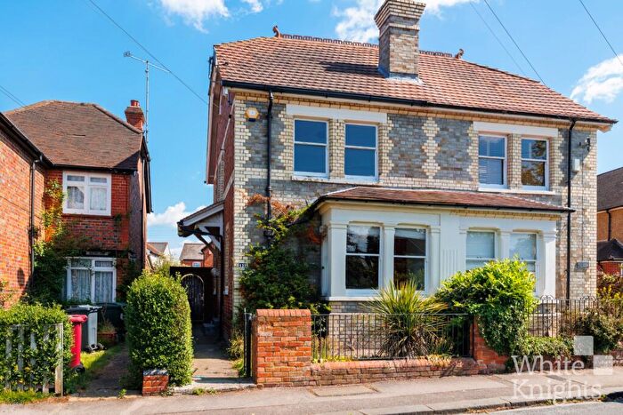 4 Bedroom Semi Detached House For Sale In St. Peters Road, Reading, Berkshire, RG6