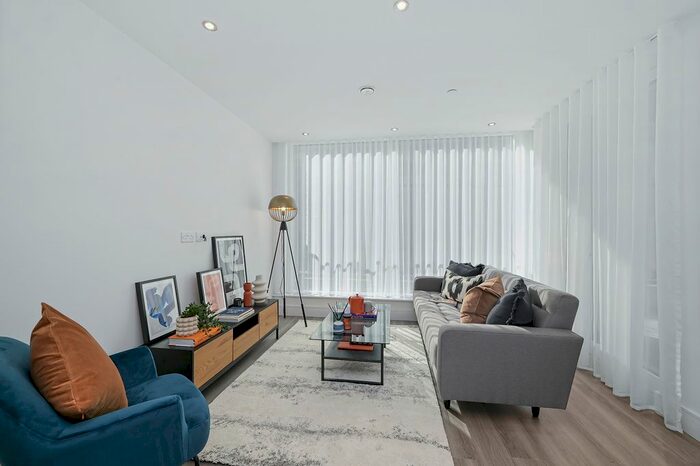 1 Bedroom Flat To Rent In Alwyne Court, Garnet Place, West Drayton, UB7