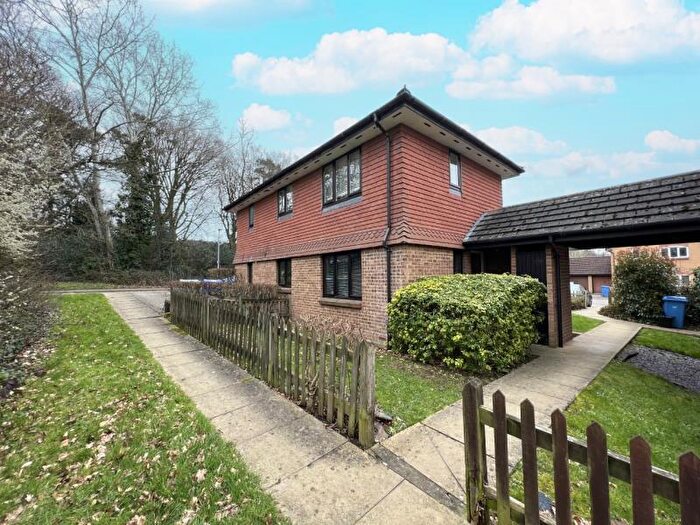 1 Bedroom Maisonette To Rent In Warfield, Bracknell, RG42