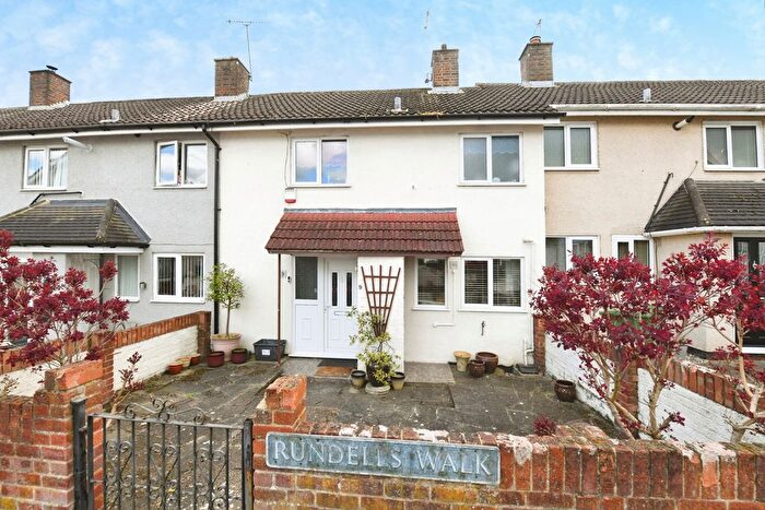 2 Bedroom Terraced House For Sale In Rundells Walk, Basildon, Essex, SS14
