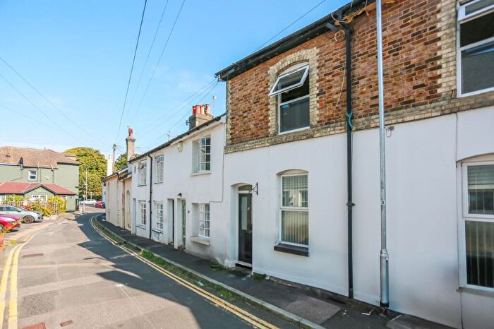 2 Bedroom Flat For Sale In North Road, Preston, BN1