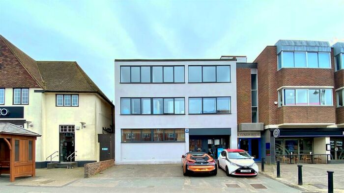 2 Bedroom Apartment To Rent In High Street, Banstead, SM7