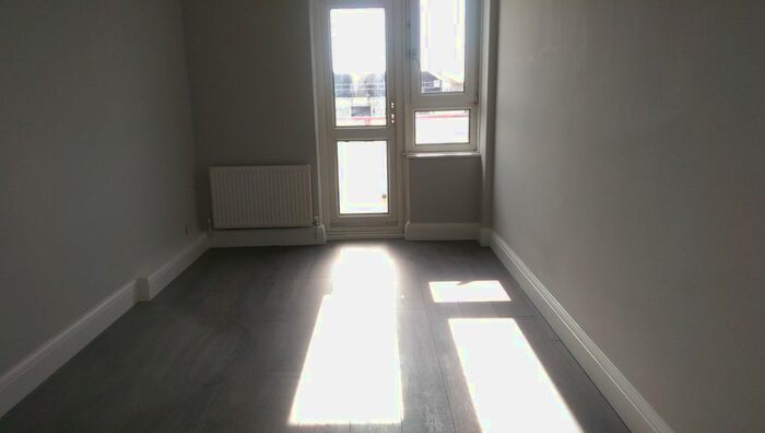 3 Bedroom Flat To Rent In De Beauvoir Estate, Hackney, N1