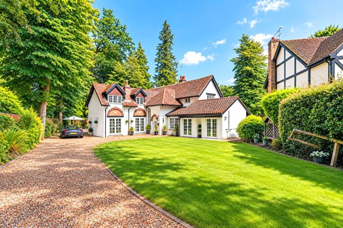 5 Bedroom Detached House For Sale In Grant Walk, Sunningdale, Ascot, Berkshire, SL5