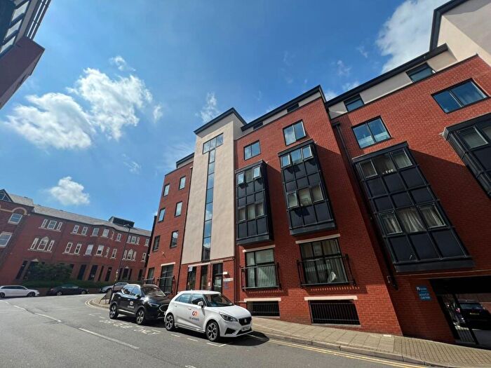 2 Bedroom Flat To Rent In Kings Court Plaza, Townsend Way, Birmingham, B1