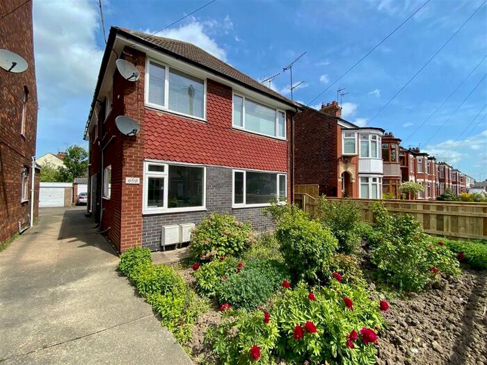 2 Bedroom Flat To Rent In James Reckitt Avenue, Hull, HU8