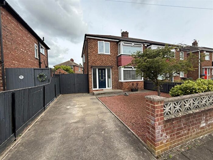 3 Bedroom Semi Detached House For Sale In Whitwell Road, Darlington, DL1