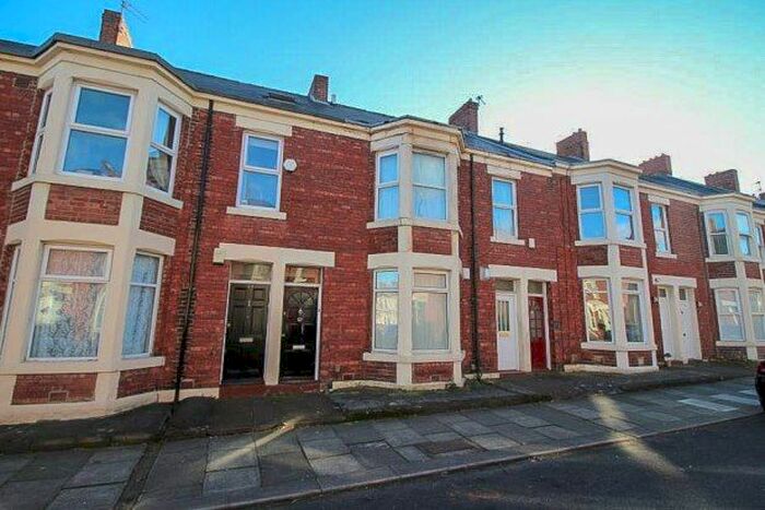 5 Bedroom Flat To Rent In King John Street, Newcastle Upon Tyne, NE6