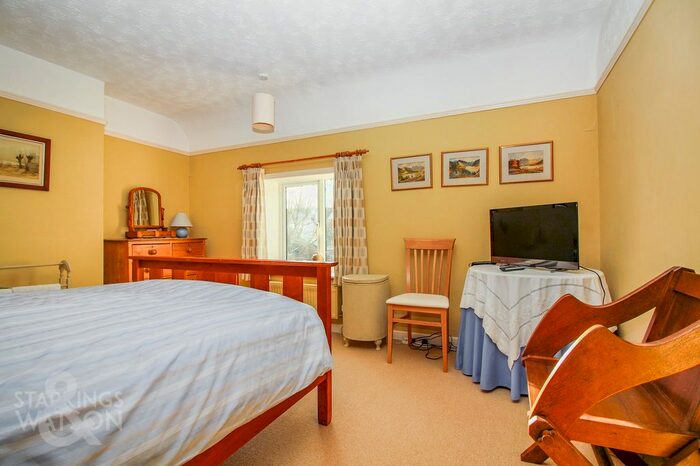 3 Bedroom Terraced House For Sale In Barn Terrace, Brundall, Norwich NR13