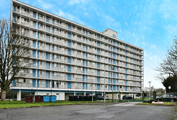 1 Bedroom Flat For Sale In Glebelands Road, Manchester, Greater Manchester, M23