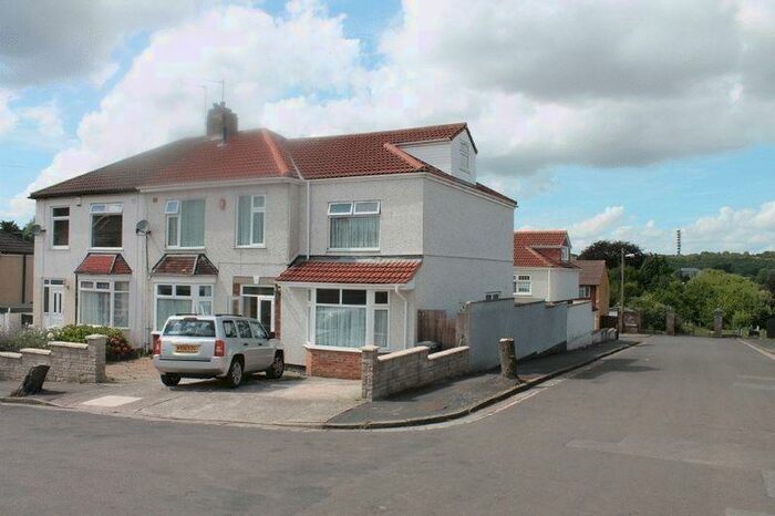 8 Bedroom Semi-Detached House To Rent In **Student Property** Elmhurst Avenue, Eastville, Bristol, BS5
