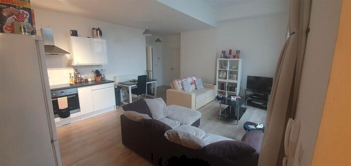 1 Bedroom Flat To Rent In High Street, Bedford, MK40