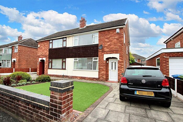 3 Bedroom Semi-Detached House To Rent In Belgrave Avenue, Padgate, WA1