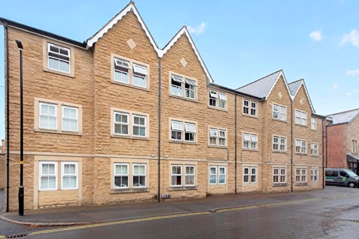 2 Bedroom Apartment For Sale In Mowbray Square, Harrogate, HG1