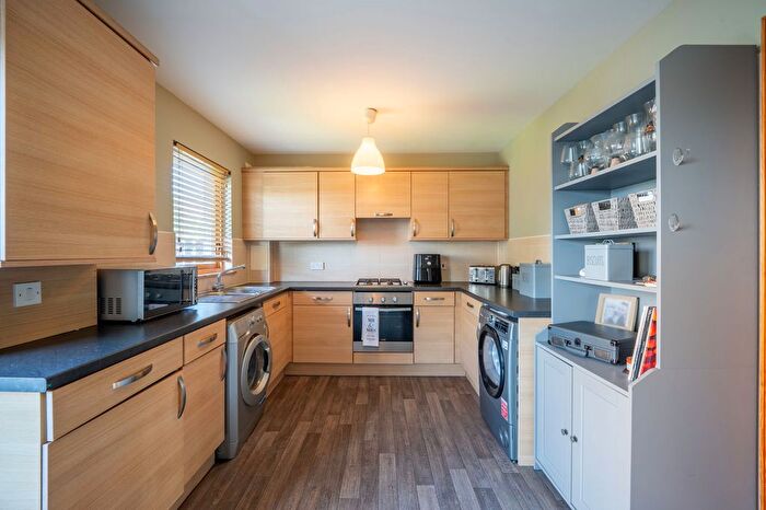 3 Bedroom Terraced House For Sale In Cameron Drive, Kirkcaldy, KY1