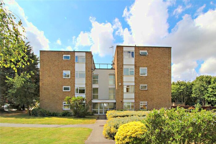 3 Bedroom Flat To Rent In Elmfield Court, Wickham Street, Kent, DA16
