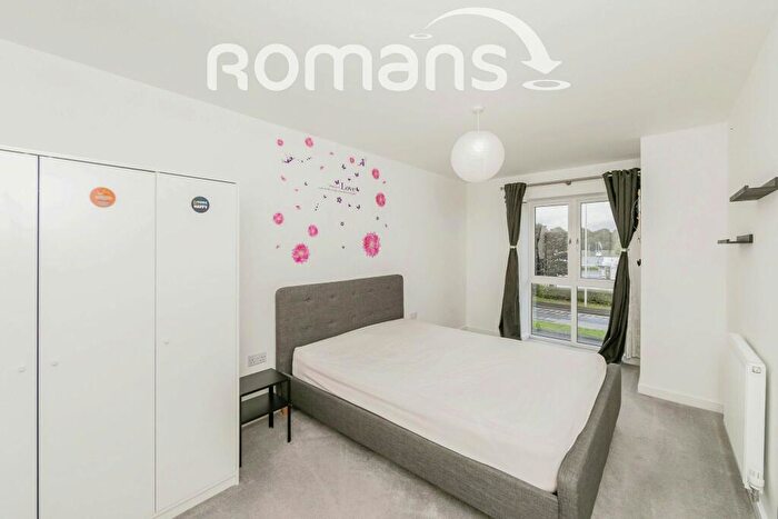 2 Bedroom Apartment To Rent In Nightingale Way, RG30