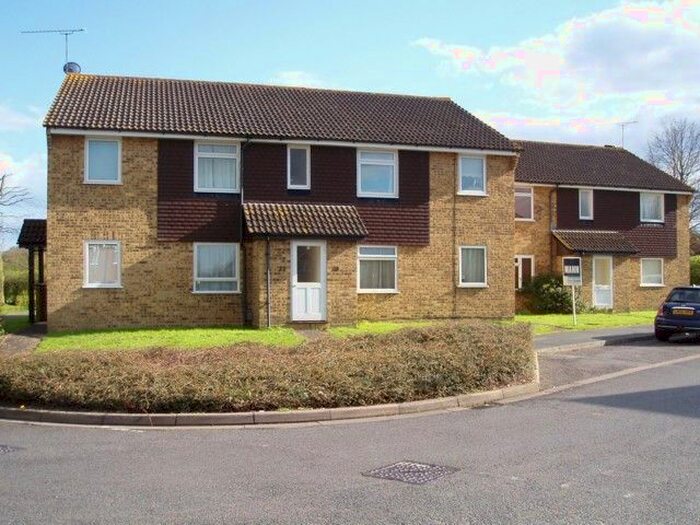 1 Bedroom Flat To Rent In Elder Road, Bisley, Woking, GU24