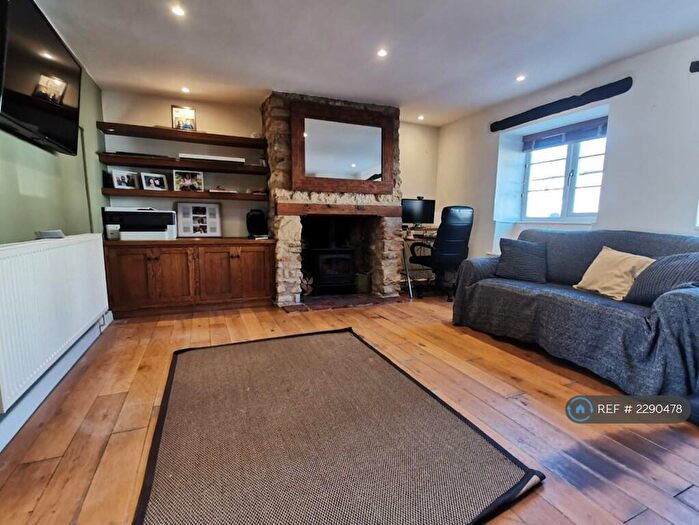 2 Bedroom Terraced House To Rent In Corn Street, Witney, OX28