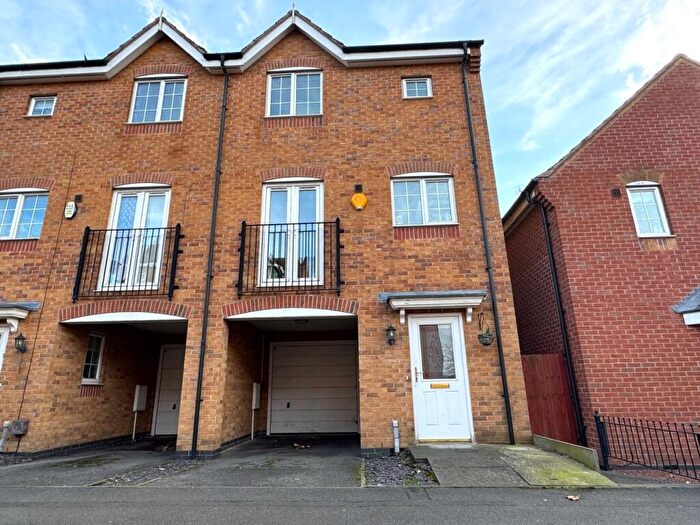 3 Bedroom Semi-Detached House For Sale In Clough Drive, Stretton, Burton-on-Trent, DE14