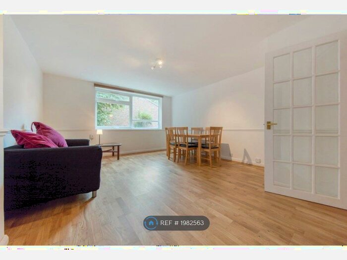 3 Bedroom Maisonette To Rent In Brixton, Brixton, London, SW2