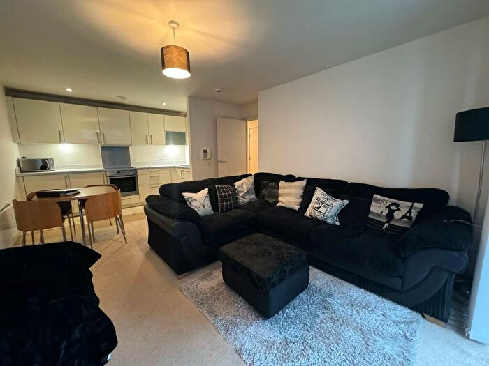 2 Bedroom Apartment To Rent In Spectrum Block, Blackfriars Road, Salford, M3