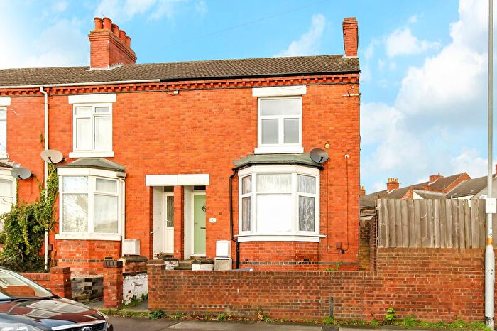 3 Bedroom End Of Terrace House To Rent In Northampton Road, Wellingborough, NN8