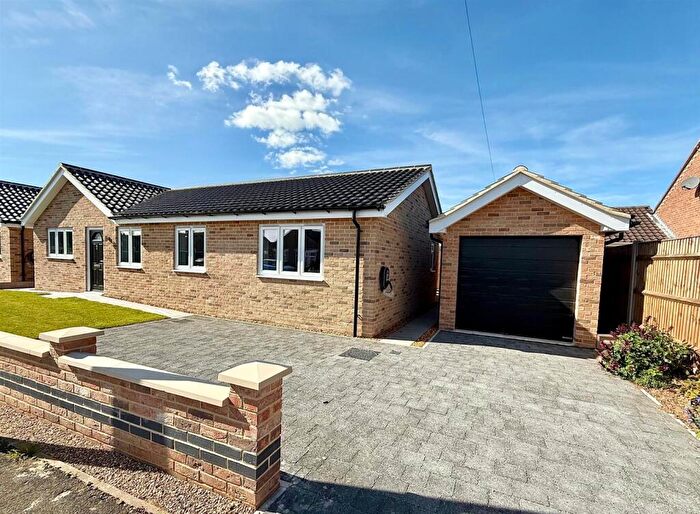 3 Bedroom Detached Bungalow For Sale In Summerfield Road, Hemsby, NR29