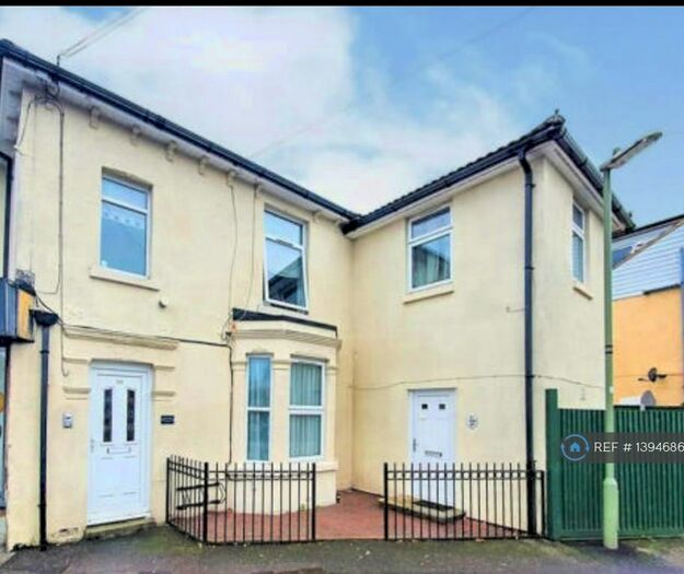 1 Bedroom Flat To Rent In Brockhurst Road, Gosport, PO12