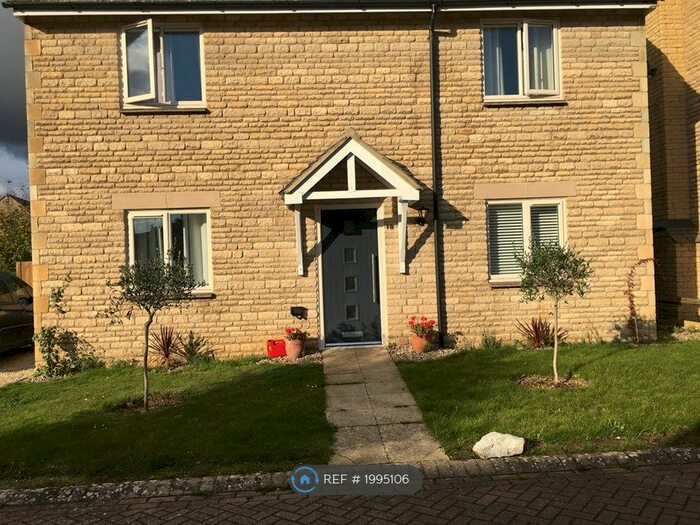 3 Bedroom Detached House To Rent In Gossway Fields, Kirtlington, OX5