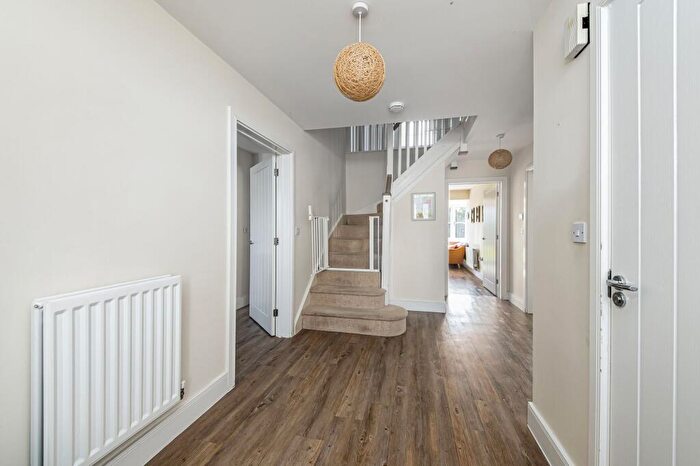 4 Bedroom Detached House For Sale In Milbank Way, Steventon, OX13