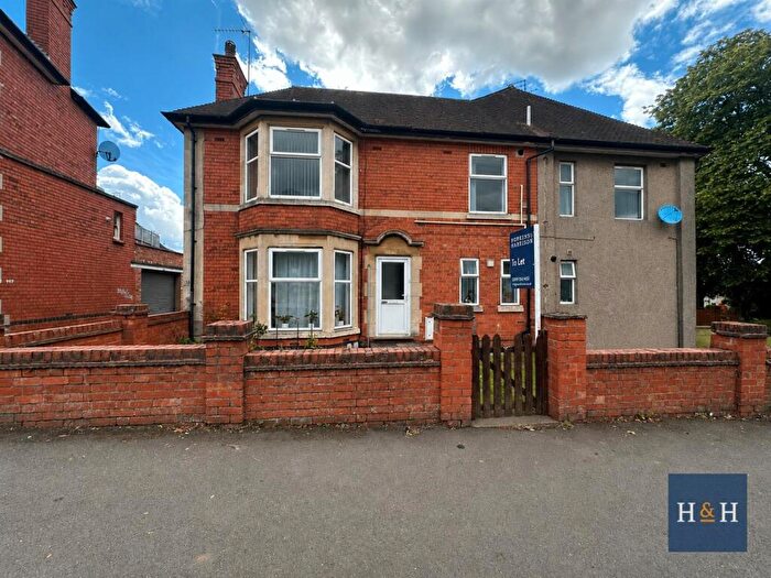 2 Bedroom Apartment To Rent In Kettering Road, Kingsley -, NN2