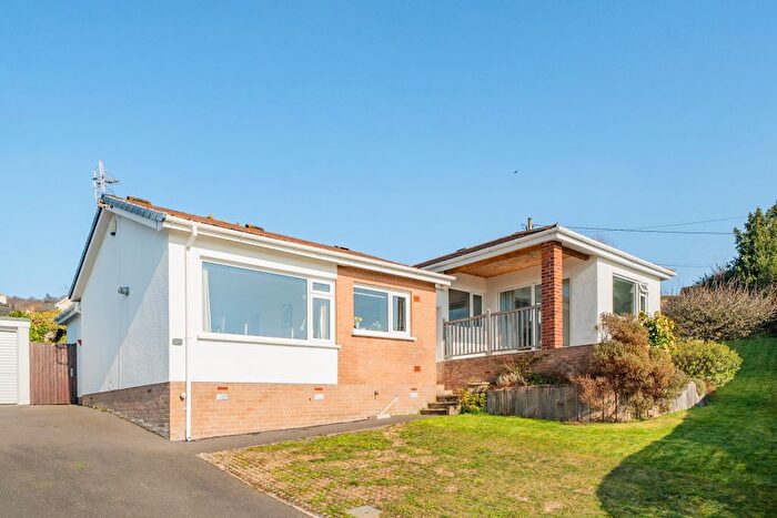 3 Bedroom Detached Bungalow For Sale In Staddons View, Bovey Tracey, Newton Abbot, TQ13