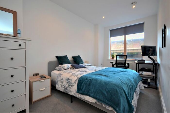 1 Bedroom Flat To Rent In Elmfield Road, Bromley, BR1