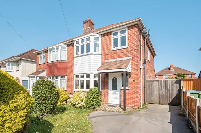 3 Bedroom Semi-Detached House To Rent In Vulcan Road, Southampton, Hampshire, SO15