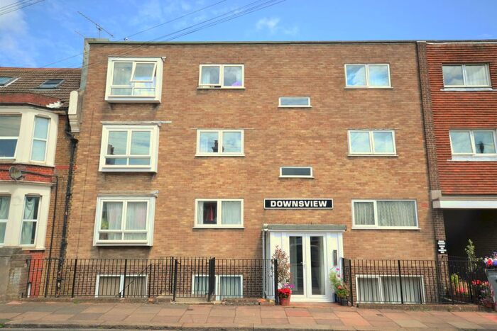 2 Bedroom Apartment To Rent In Compton Road, Brighton, BN1