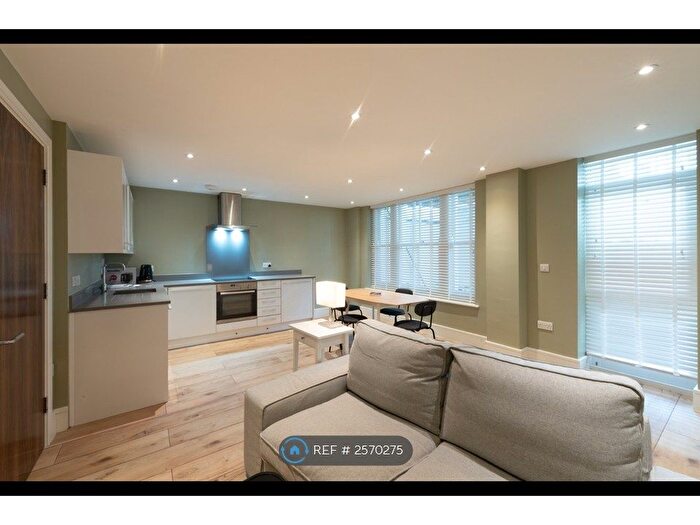 1 Bedroom Flat To Rent In St. Marks Road, London, W11