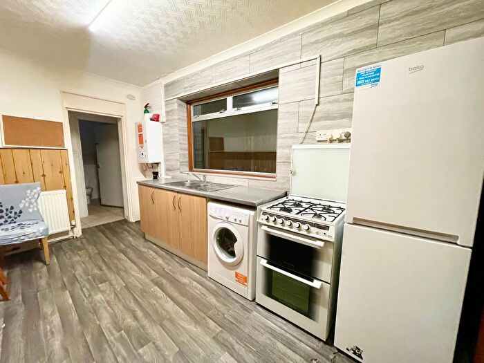 4 Bedroom Terraced House To Rent In Faircross Avenue, Barking, IG11