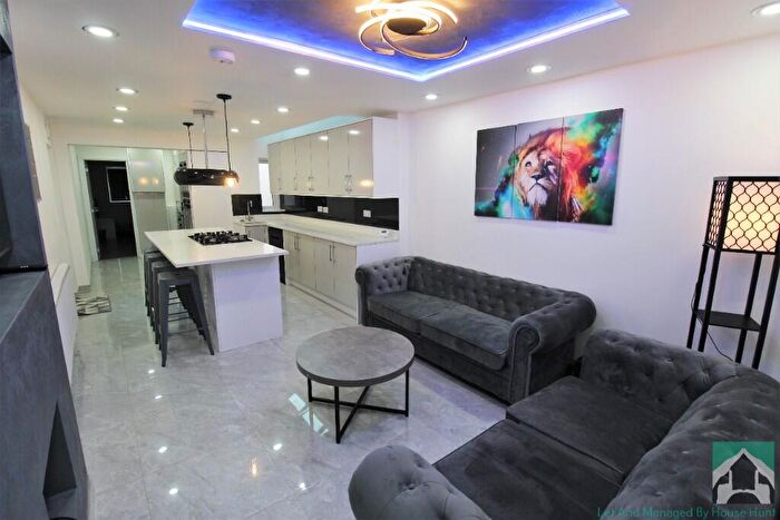 7 Bedroom Terraced House To Rent In Dawlish Road, Birmingham, B29