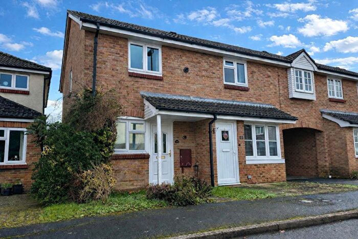 2 Bedroom End Terrace House For Sale In Oakwood Close, Midhurst, West Sussex, GU29