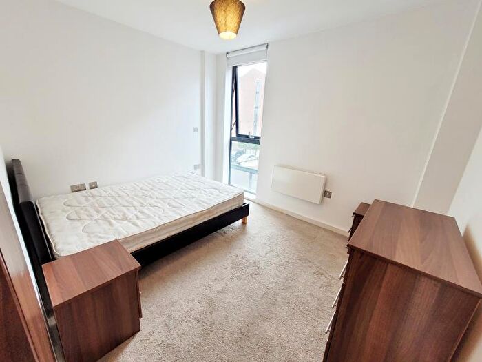 2 Bedroom Apartment To Rent In Apt . :: Flint Glass Wharf, M4