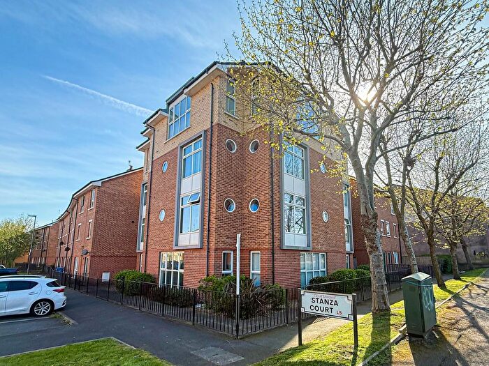 2 Bedroom Flat For Sale In Stanza Court, Liverpool, L5