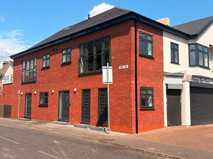 1 Bedroom Flat To Rent In Reede Road, Dagenham, Barking And Dagenham, RM10