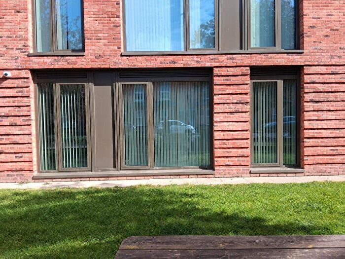 2 Bedroom Flat To Rent In Gavel Drive, Rugby, Warwickshire, CV21