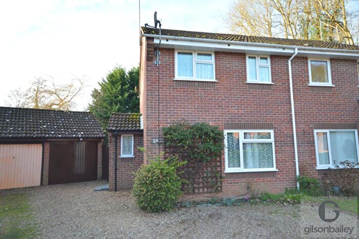 2 Bedroom Semi-Detached House To Rent In Oakdale Road, Brundall, Norwich, NR13