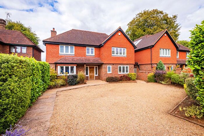 5 Bedroom Detached House For Sale In The Drive, Godalming, Surrey, GU7