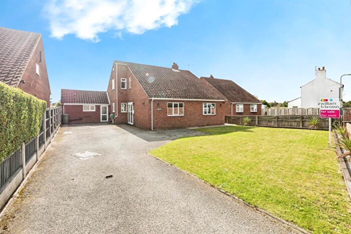 5 Bedroom Detached House For Sale In Silver Street, Whitley, Goole, DN14