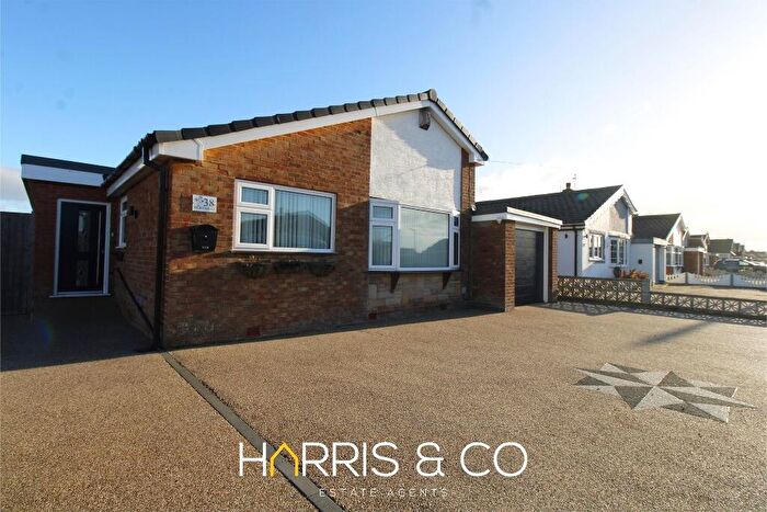3 Bedroom Bungalow For Sale In Northway, Fleetwood, FY7