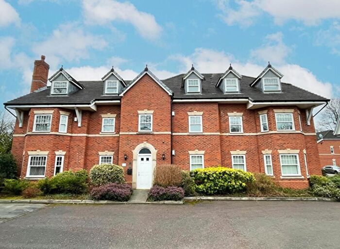 2 Bedroom Flat For Sale In Howbeck Road, The Links Howbeck Road, CH43