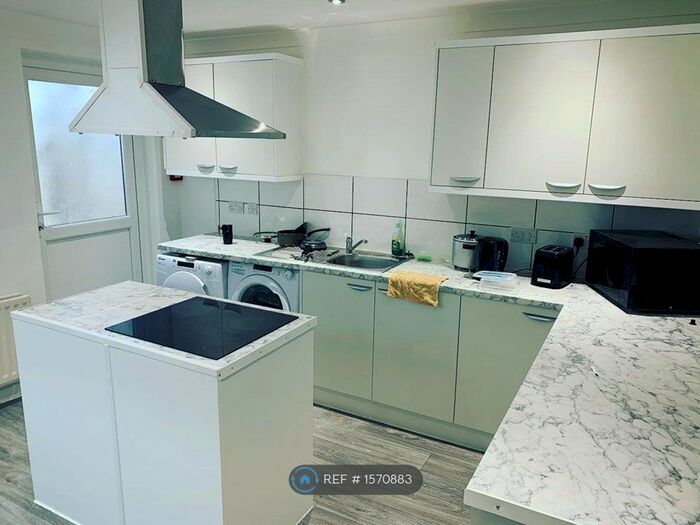 3 Bedroom Terraced House To Rent In Miranda Road, Bootle, L20